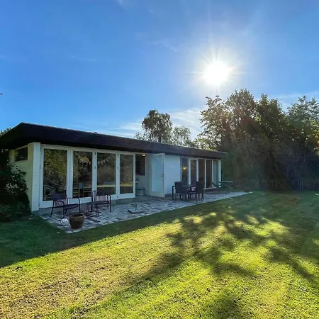 Hébergement de vacances 3 Bedroom Beautiful In Vaeggerlose Bøtø By