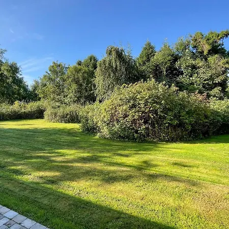3 Bedroom Beautiful In Vaeggerlose Hébergement de vacances Bøtø By
